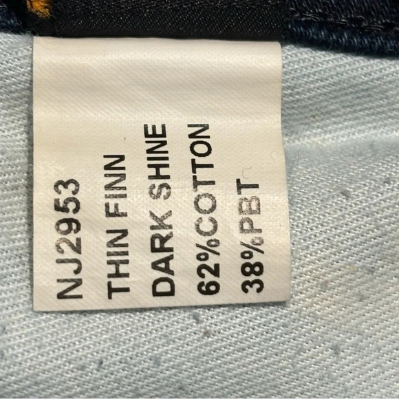 NUDIE Sz 33 x 34 Jeans Thin Finn Dark Shine Slim Dark Wash Wiskering Denim - Picture 7 of 13